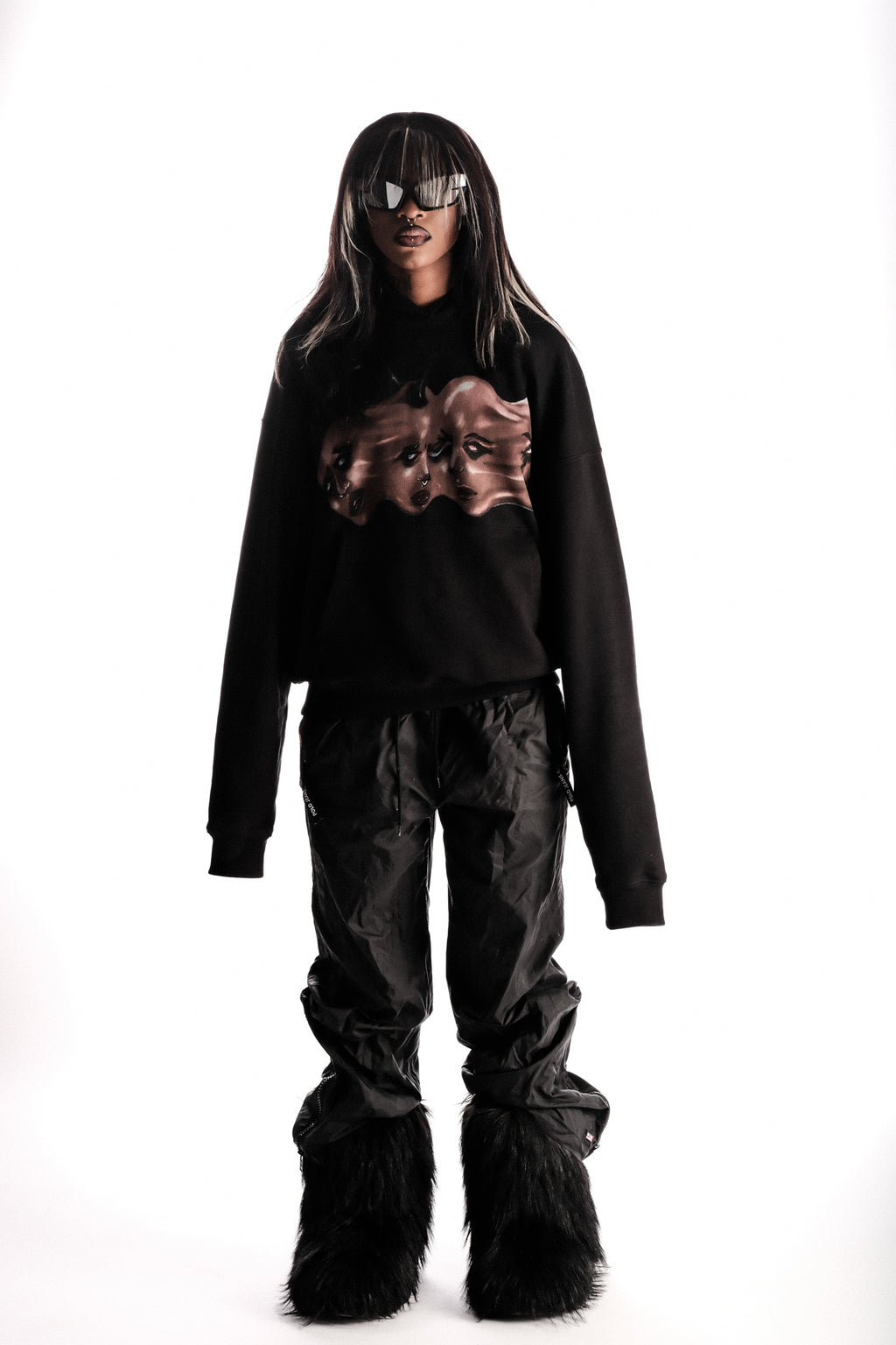 DISORIENTED BLACK HOODIE