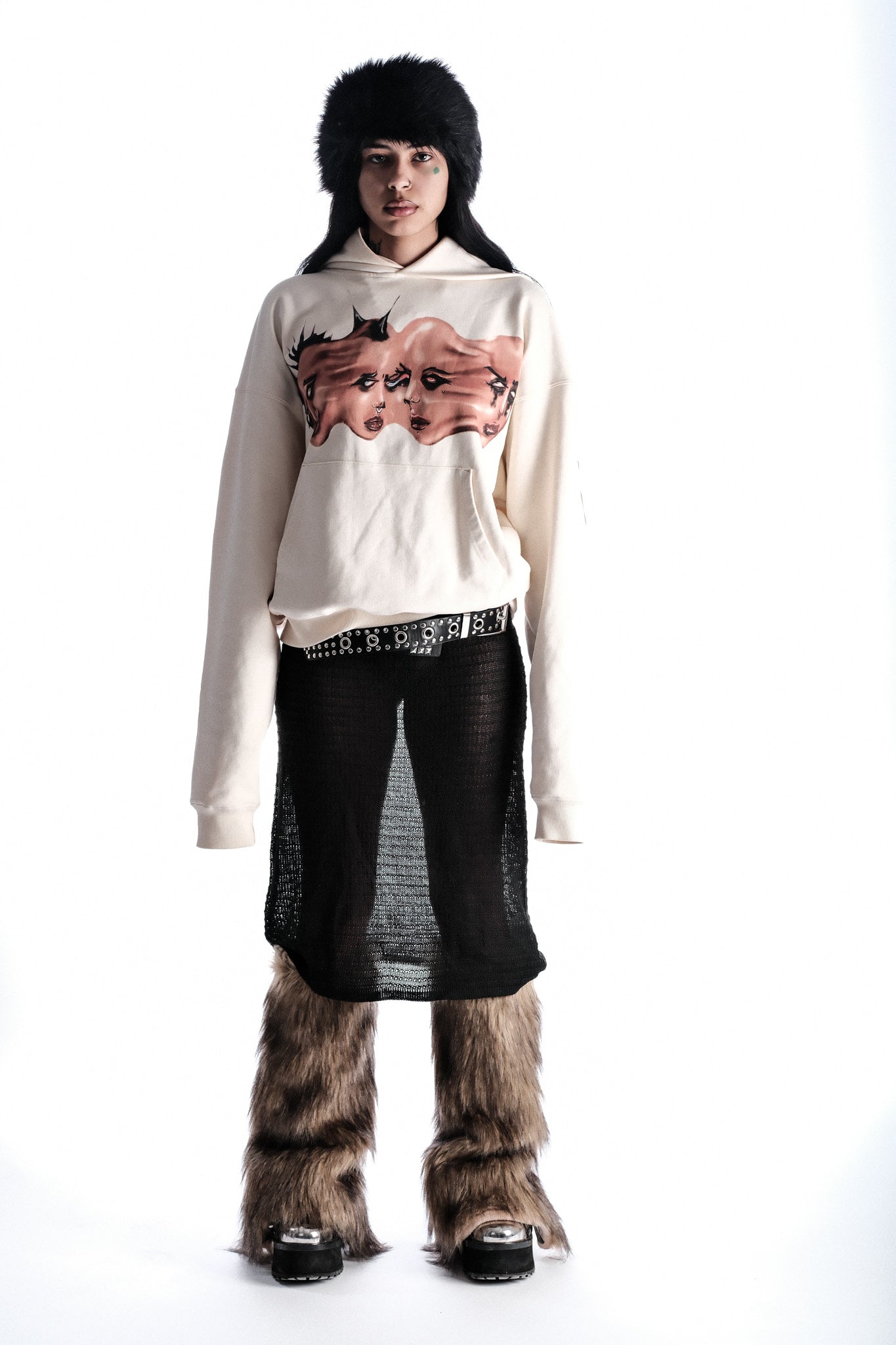 DISORIENTED  CREAM HOODIE